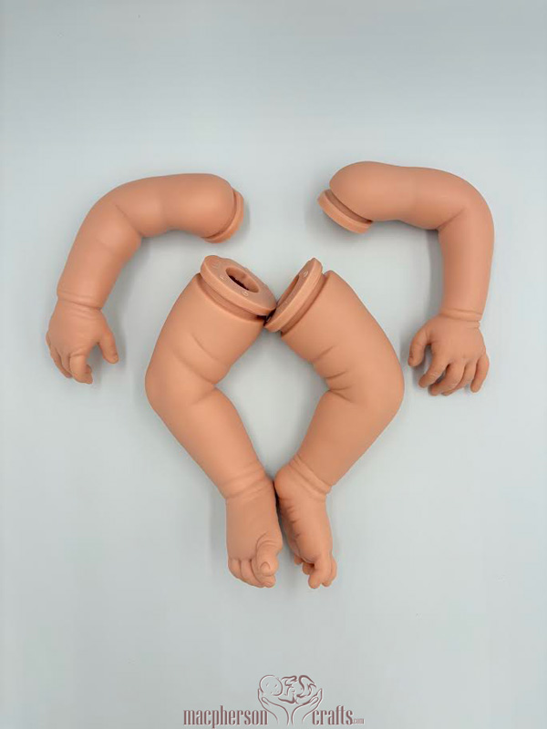 Estelle by Linde Scherer ~ HEAD ONLY
