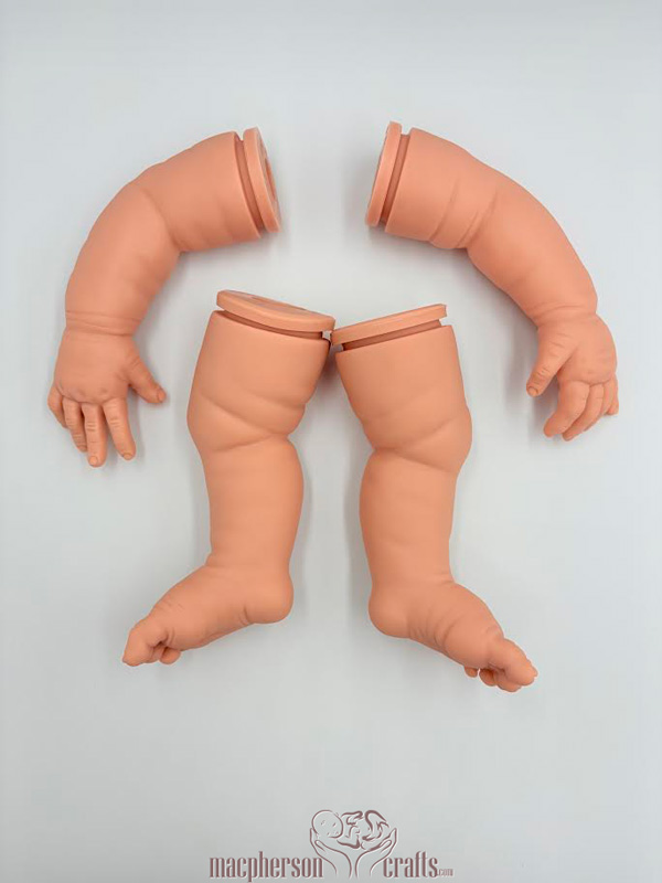 Chrissy by Elly Knoops ~ HEAD ONLY