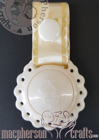 Honeybug Noe Noe Pacifier Clip ~ Vintage Cream