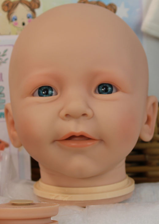 Lisa Awake 1-3 Month ~ Ready to beBorn DIY Doll Making Kit
