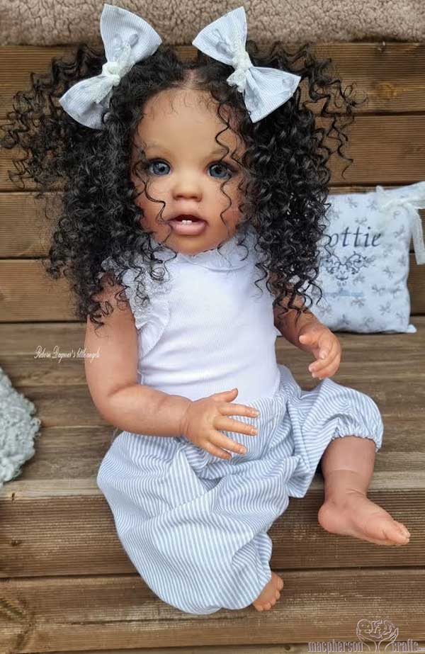 Lottie by Laura Lee Eagles