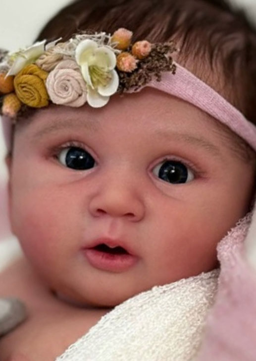 Mariana by Mayra Garza