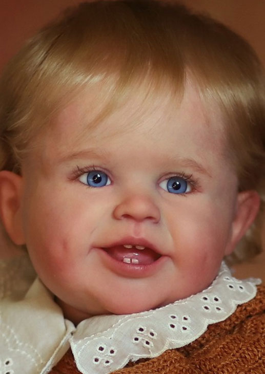 Rozie by Mayra Garza~Pre-Order