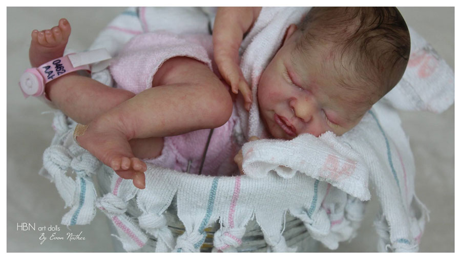 Mini bebe reborn kit Wee Patience 9 Inches Reborn Baby Vinyl Doll Kit  Unpainte